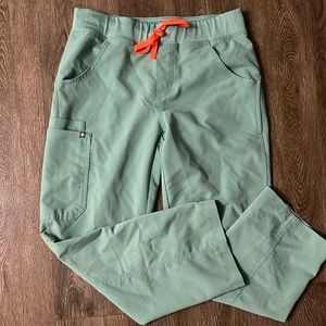 FIGS Kade Cargo Scrub Pants in Jade